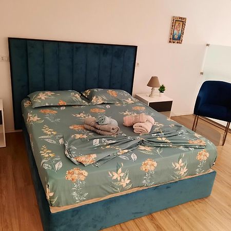Apartament Me Qera Dublex Lungomare Vlora Szoba fotó