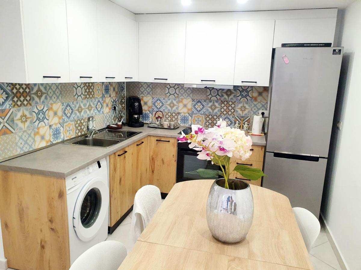 Apartament Me Qera Dublex Lungomare Vlora Kültér fotó